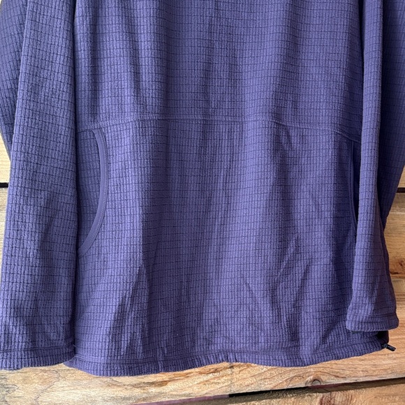 Mountain Hardwear Summit Grid Hoody - Picture 4 of 9